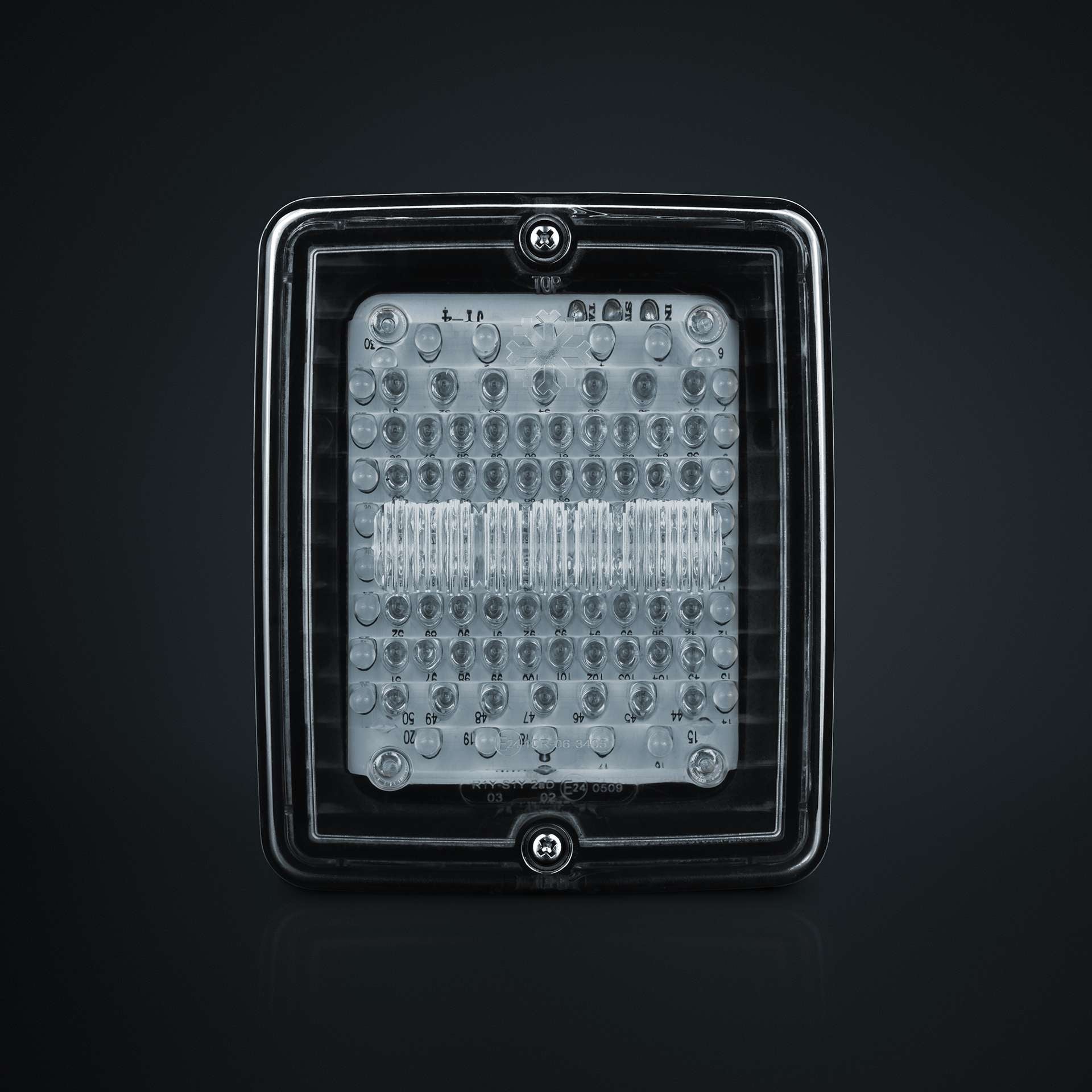 IZE LED 3 Func. Taillight Square