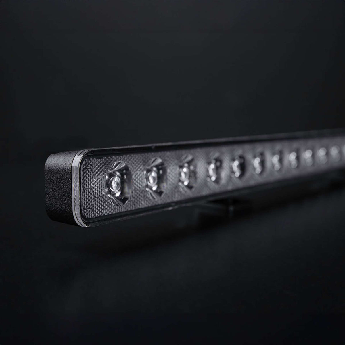 NUUK E-LINE LOW PROFILE LED BAR 20