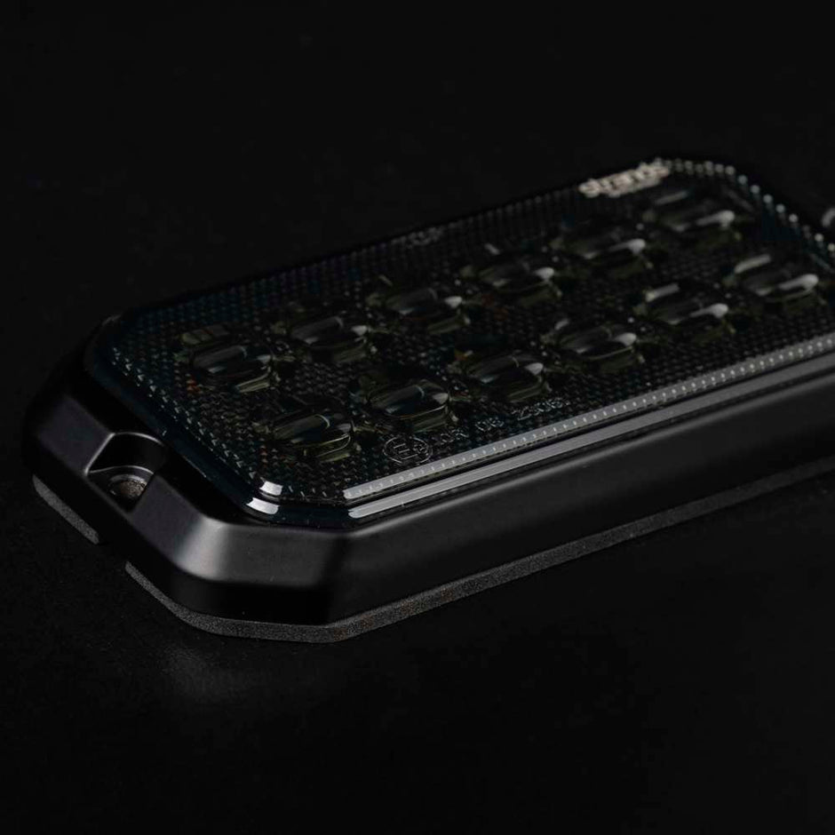 Dark Knight Duo Warnleuchte mit Richtungsfunktion 12 LEDs