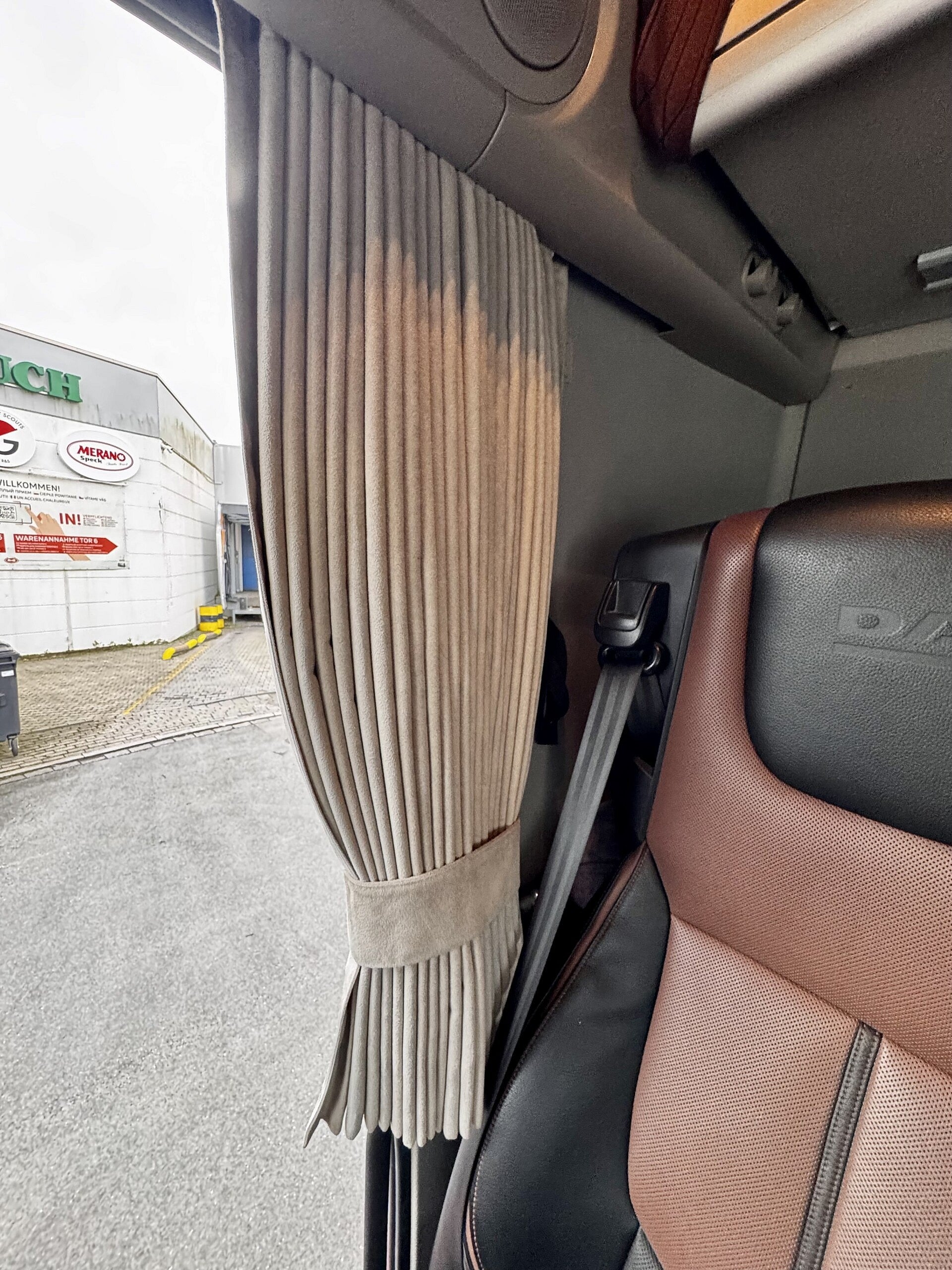 Curtain Hook Set DAF - Mercedes - Scania 3