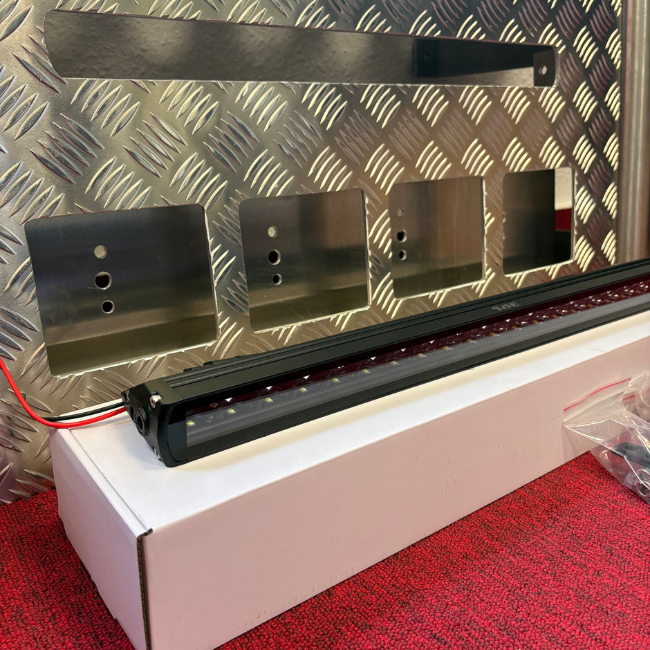 Galgen mit passender LED-Light Bar für Scania NextGen