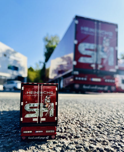 LKW-Modell "Showtruck" von Tekno