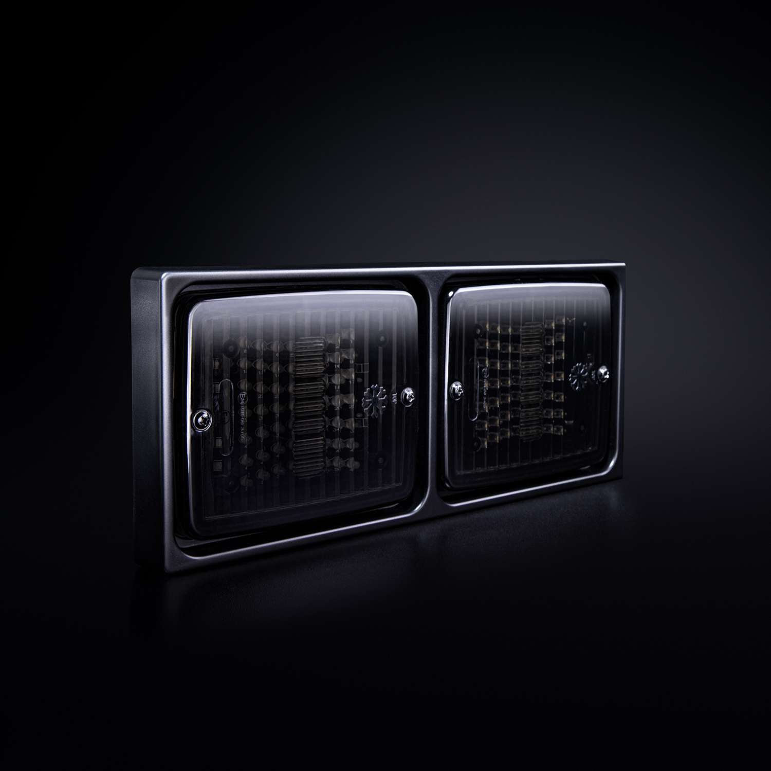 IZE LED Frame Double - Horizontal