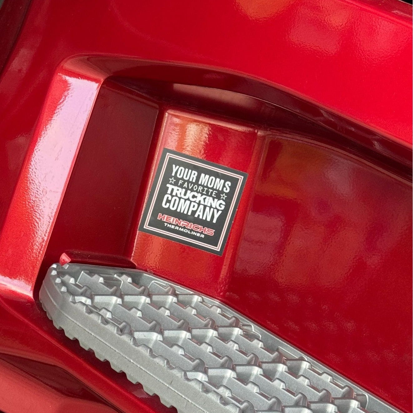 heinrichs thereomliner aufkleber sticker your moms favorite trucking company