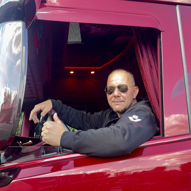 Heinrichs Hoodiejacke „La Vida es Bella" – Limitierte Showtruck Edition Truckwear