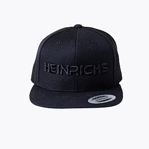 Bild zeigt Snapback Heinrichs 3D Stick von vorn