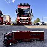 Der Scania Next Generation S 650 6×2 Boogie mit Schmitz Cargobull-Kühlauflieger von Tekno ist ein herausragendes Modell und ein Muss für jede Vitrine